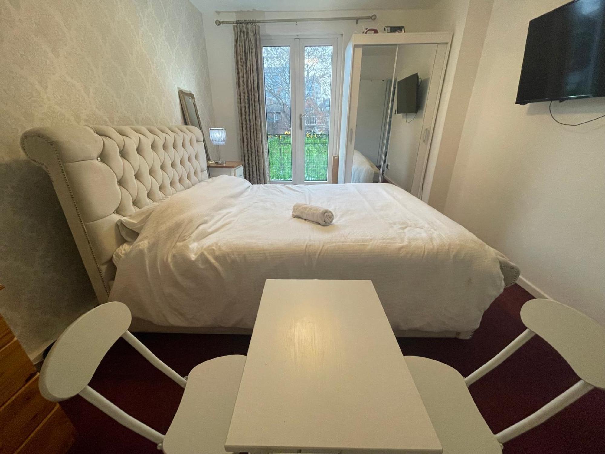 Room With Kitchen In Central Londyn Zewnętrze zdjęcie